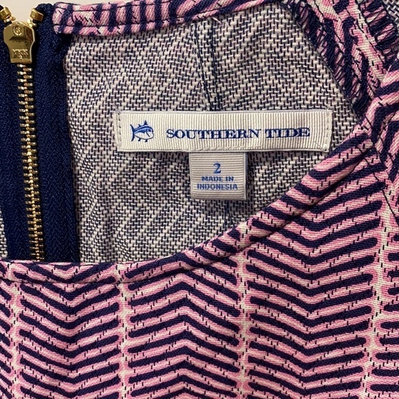 Southern Tide Chevron Pattern Fitted Blouse - Picture 4 of 10